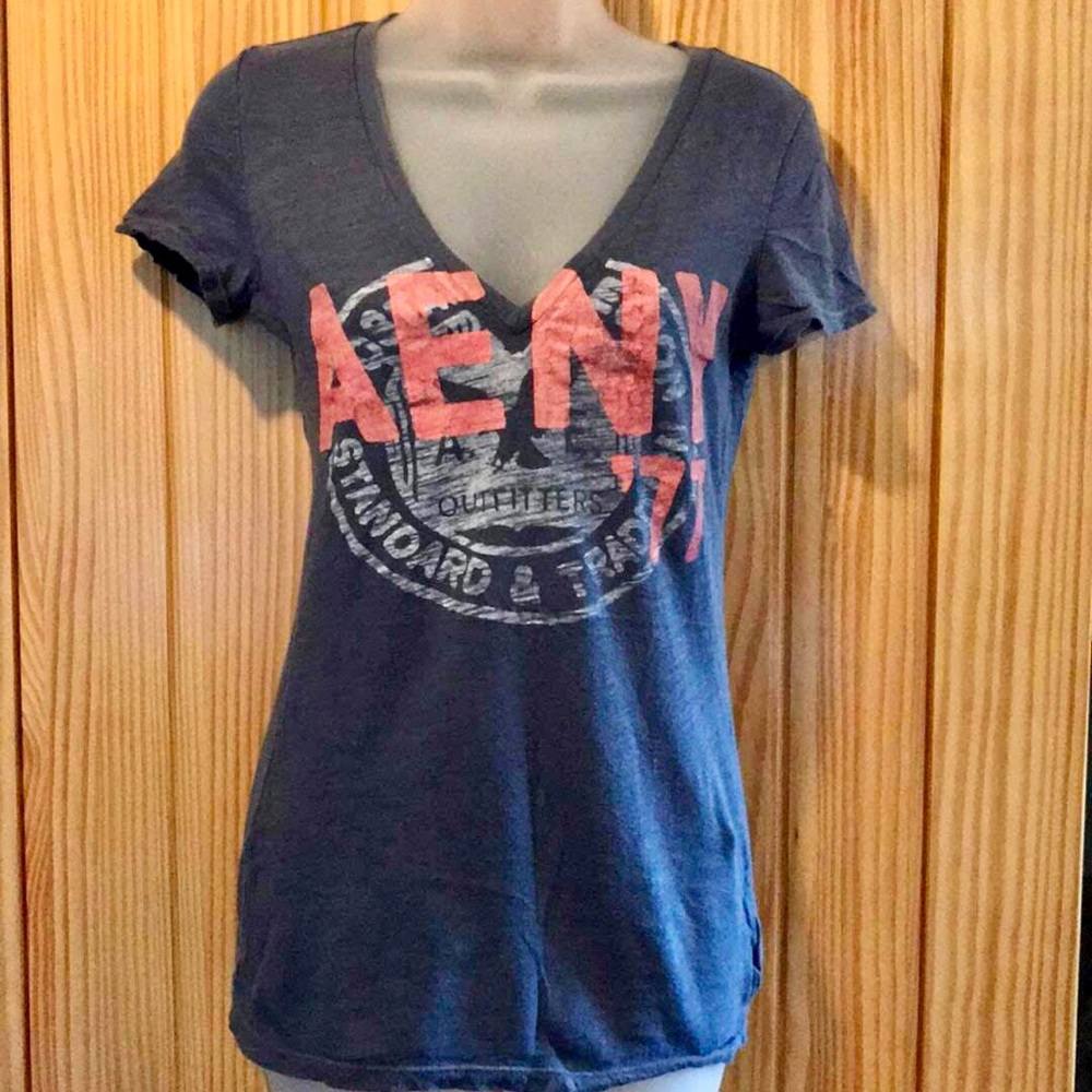 🎉4 For $25🎉American Eagle Outfitters Vintage Tee